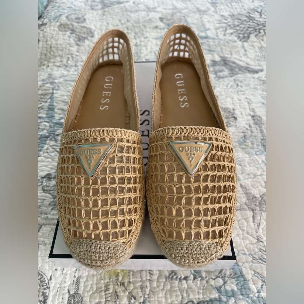 Guess women’s Mones Platform Espadrille